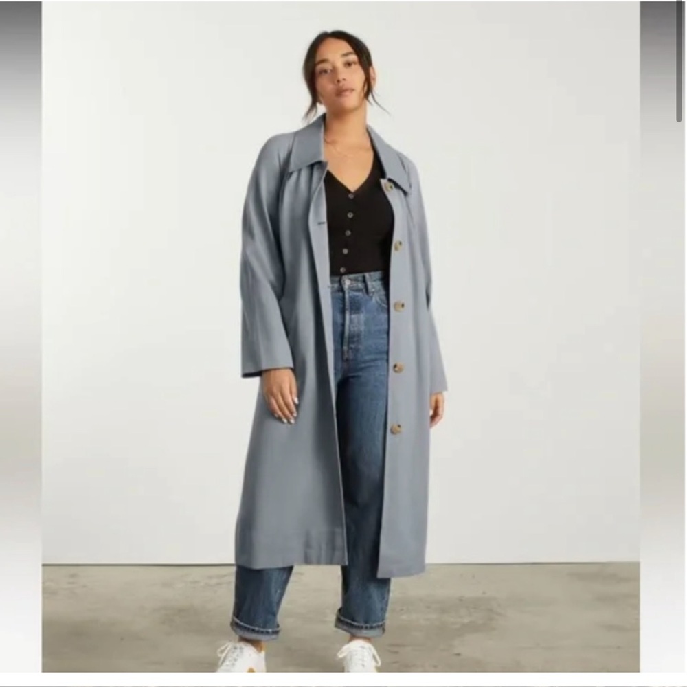 EVERLANE The Gathered Drape Trench